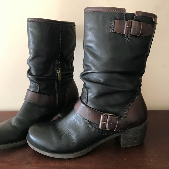 pikolinos black boots